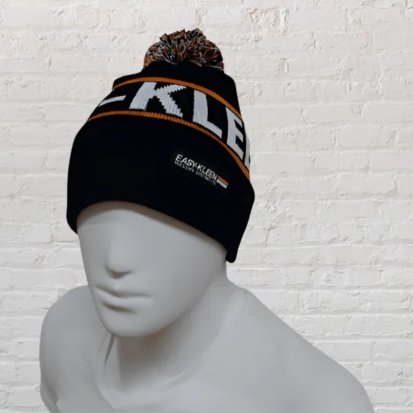 Bobble Hat 12
